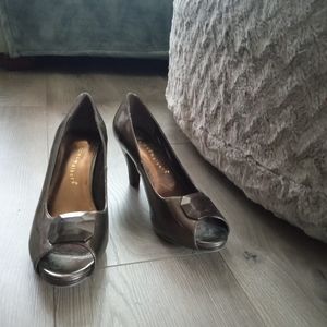 Cloud walkers, about 9 1/2 shoe size